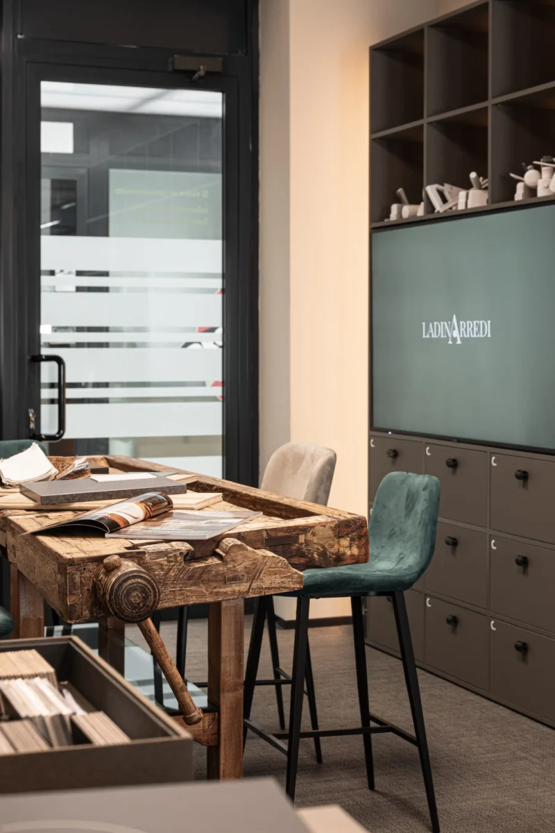Showroom-ladinarredi-rovereto-_1_